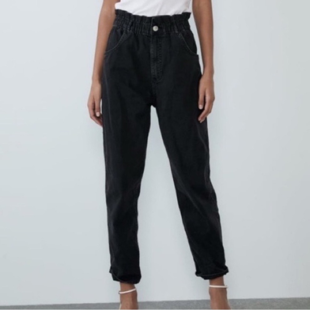 ZARA High Waisted Black Paper-bag Straight Leg Fray Bottom Jeans